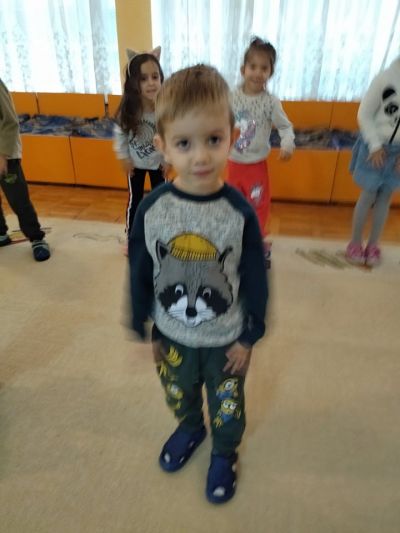Утринна гимнастика 2021 г и най-малките - ДГ Пинокио - Хисаря