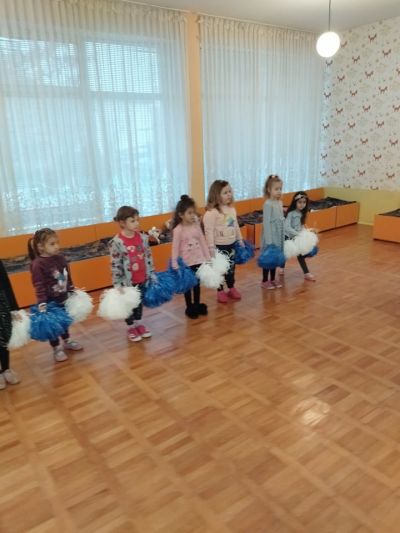 Мажоретен състав - ДГ Пинокио - Хисаря
